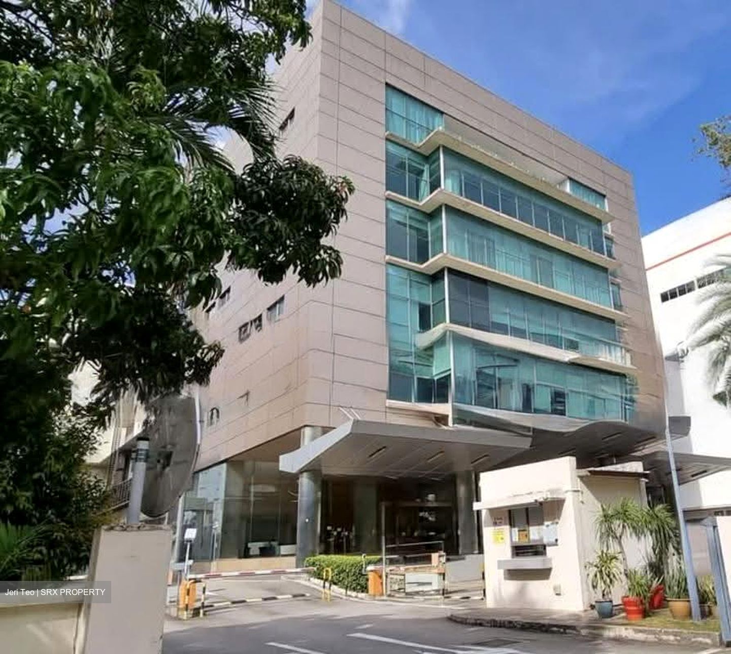 Ban Teck Han Building (D19), Factory #634110681